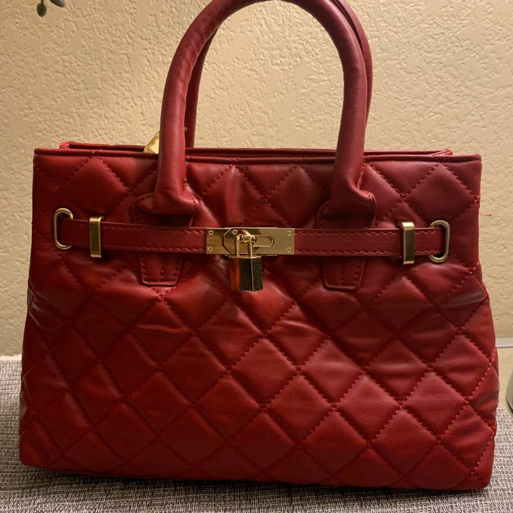 Badgley Mischka Middle Diamond Quilted Satchel Crossbody  with Front Lock